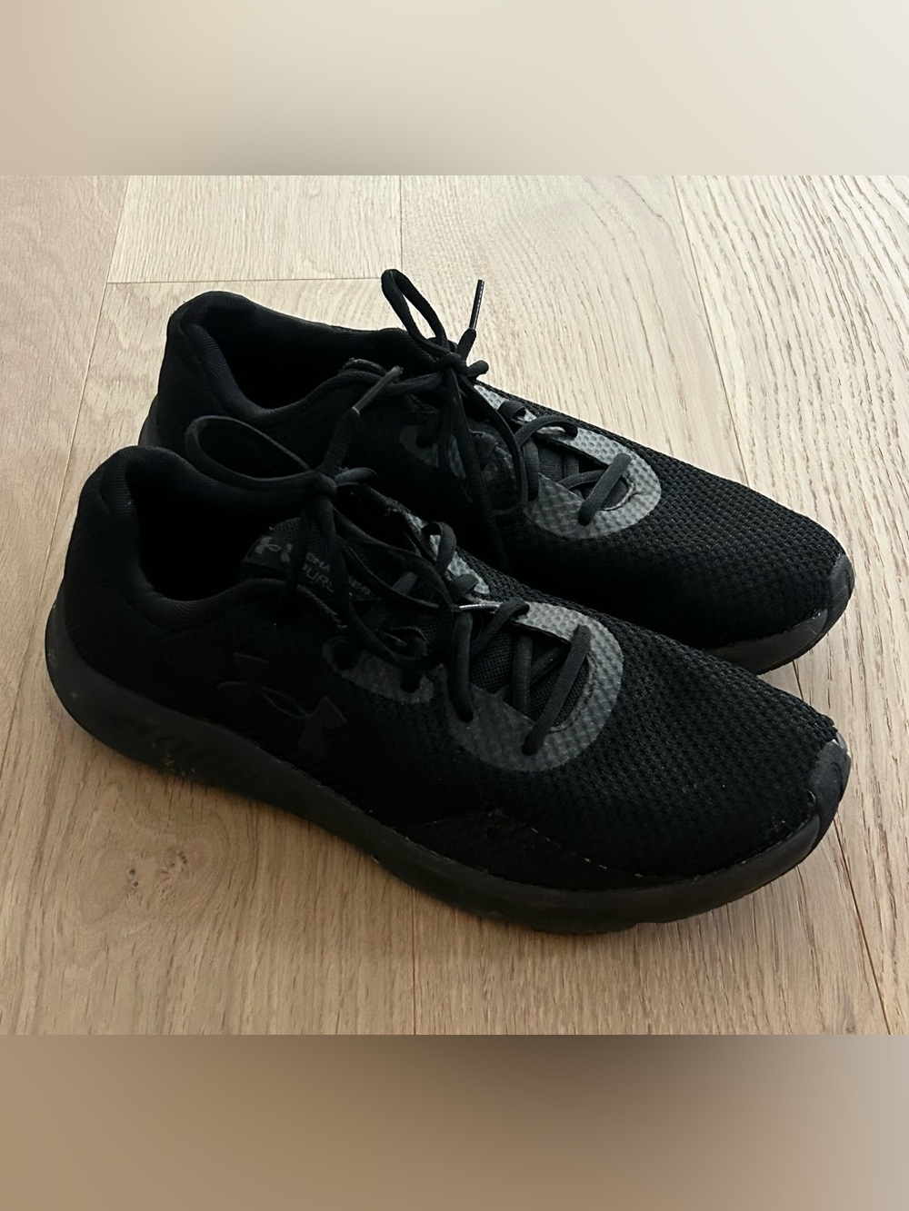 Under Armour Charged Pursuit 3 Running Sneakers - Size 10 4E